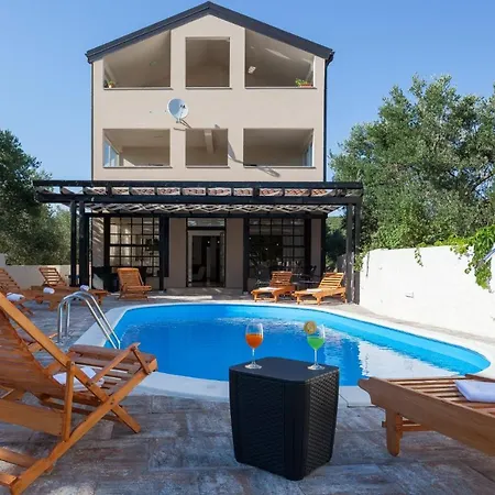 Villa Amazing Grande With Swimming Pool Sveti Petar (Zadar)