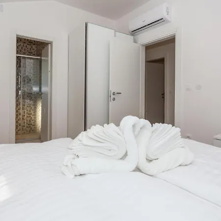 Villa Amazing Grande With Swimming Pool Sveti Petar (Zadar)