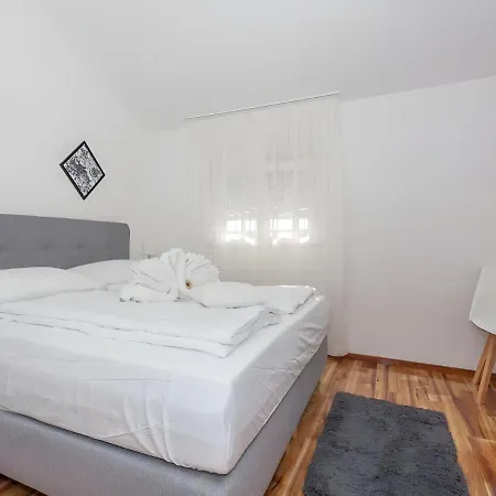 Amazing Grande With Swimming Pool Villa *