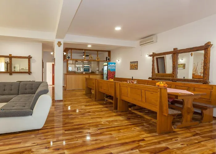 Amazing Grande With Swimming Pool Villa